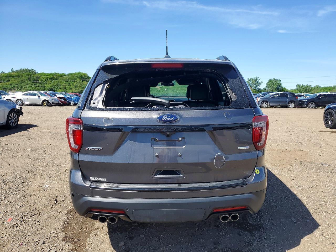 2019 Ford Explorer Sport - Image 6