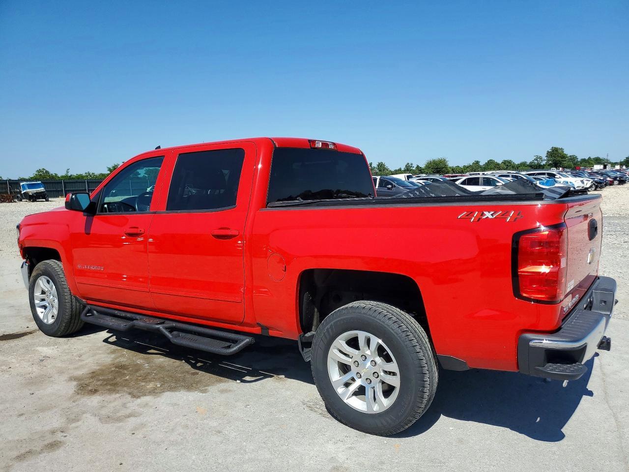 2018 Chevrolet Silverado K1500 Lt - Image 2