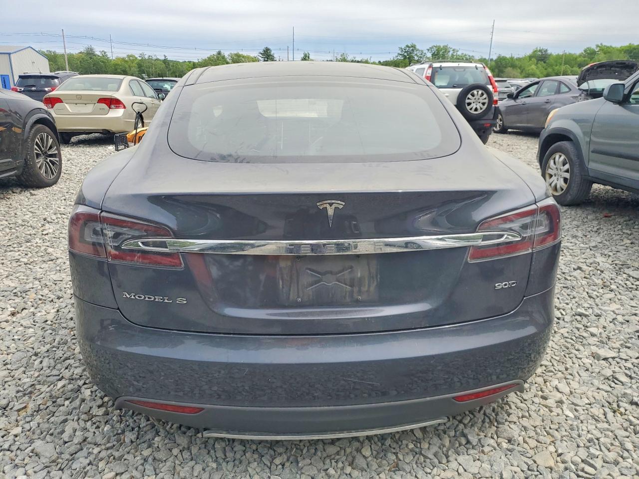 2015 Tesla Model S - Image 6