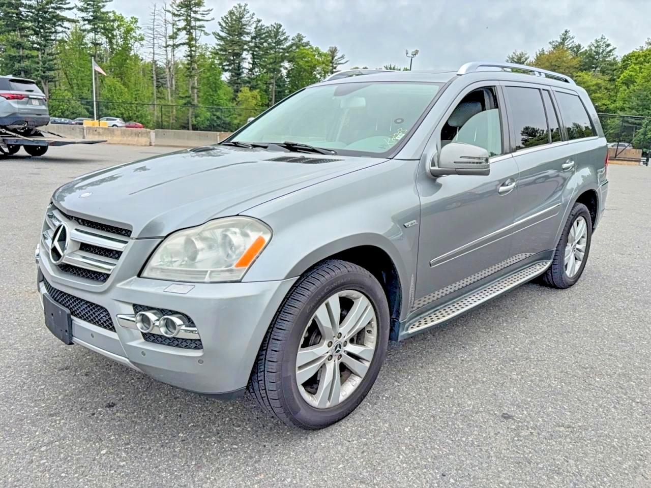 2011 Mercedes-Benz Gl 450 4Matic - Image 2