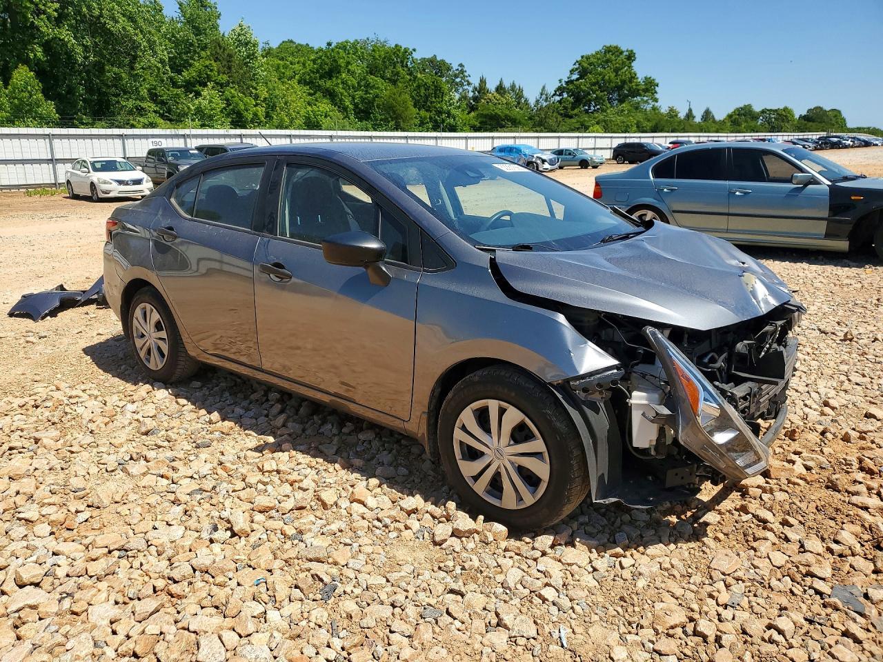 2021 Nissan Versa S - Фото 4