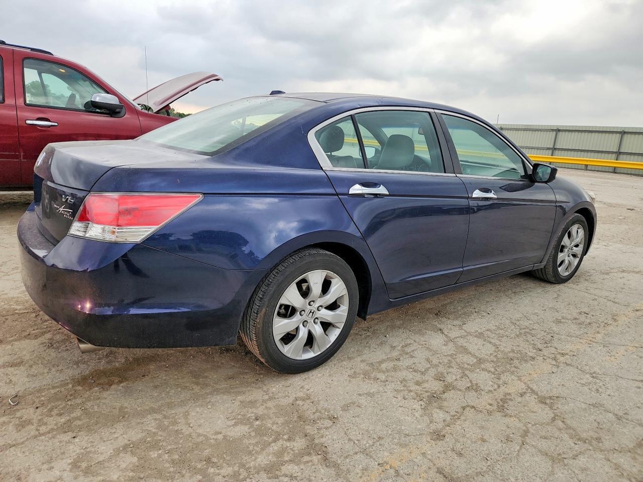 2008 Honda Accord Exl - Image 3