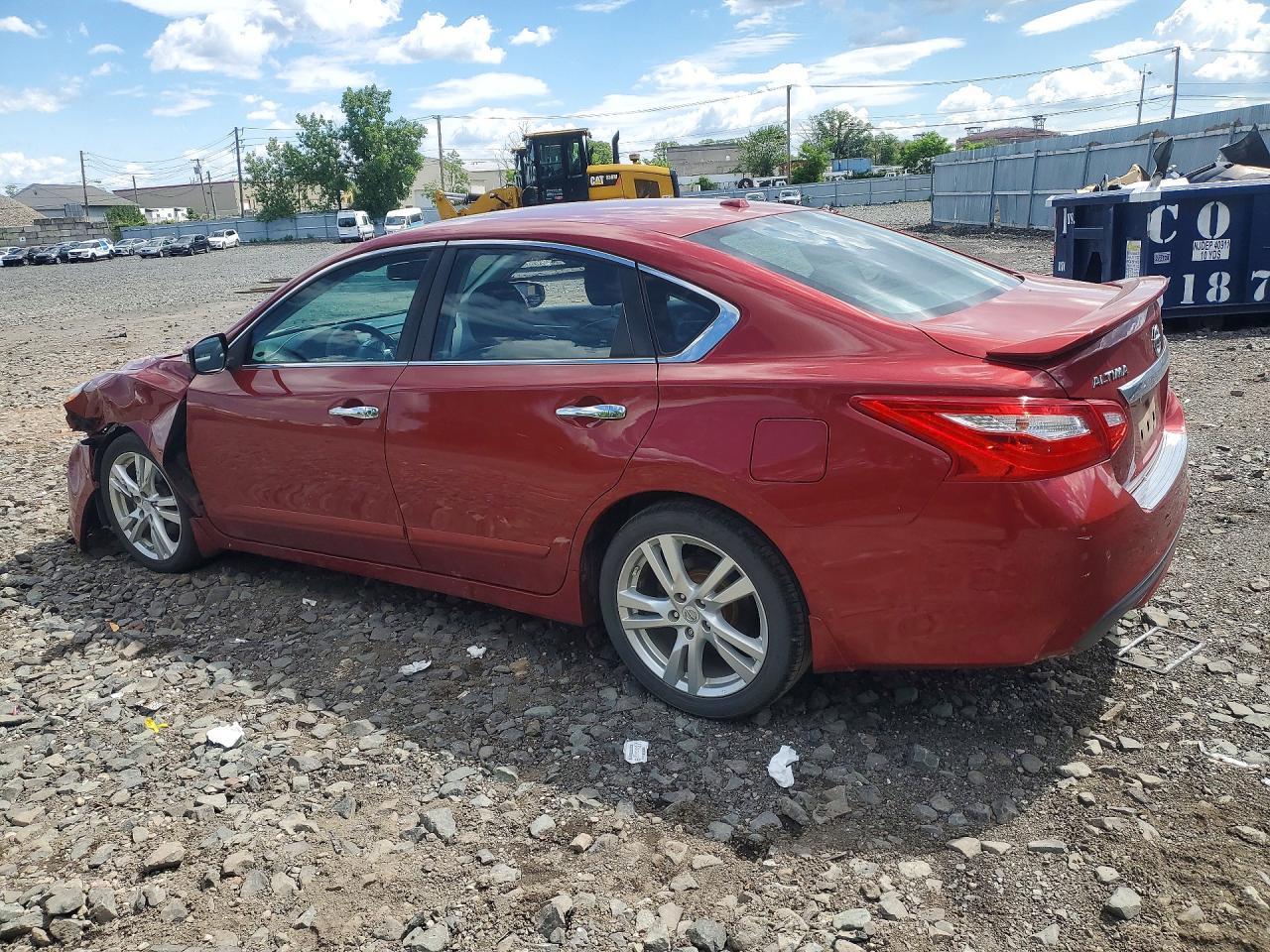 2017 Nissan Altima 3.5 Sl - Image 2