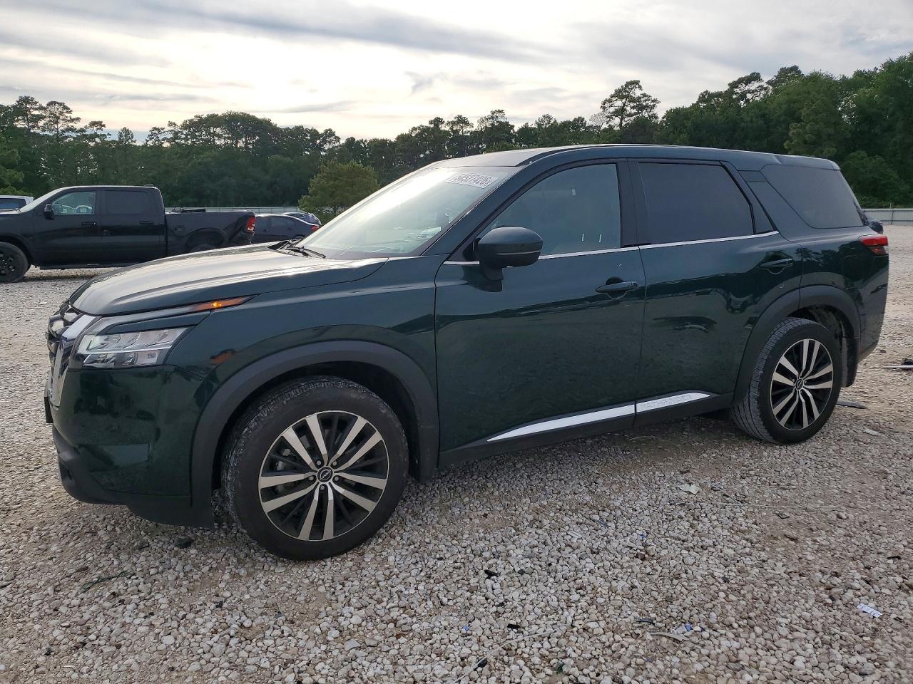 2024 Nissan Pathfinder Platinum
