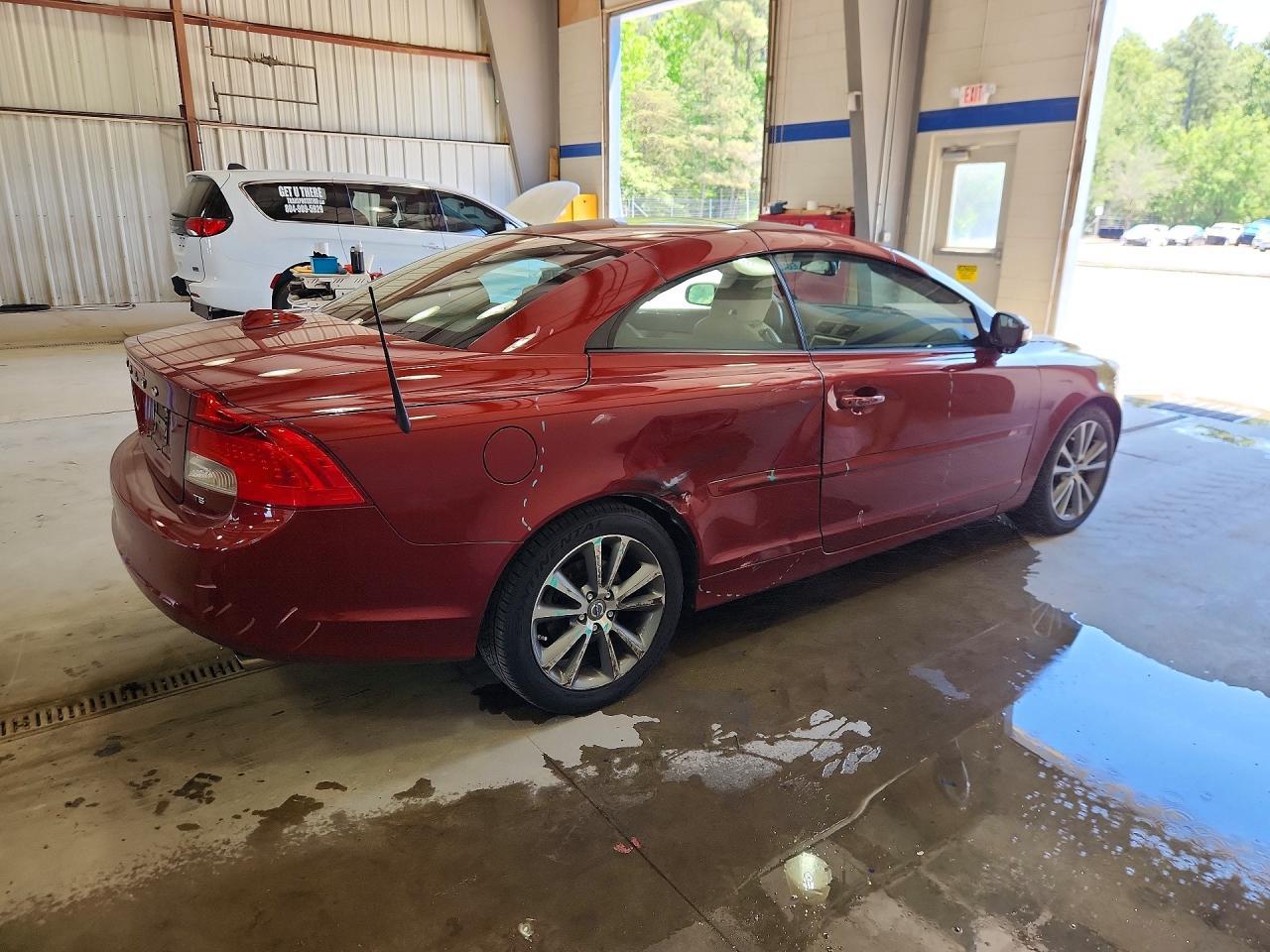 2011 Volvo C70 - Фото 3