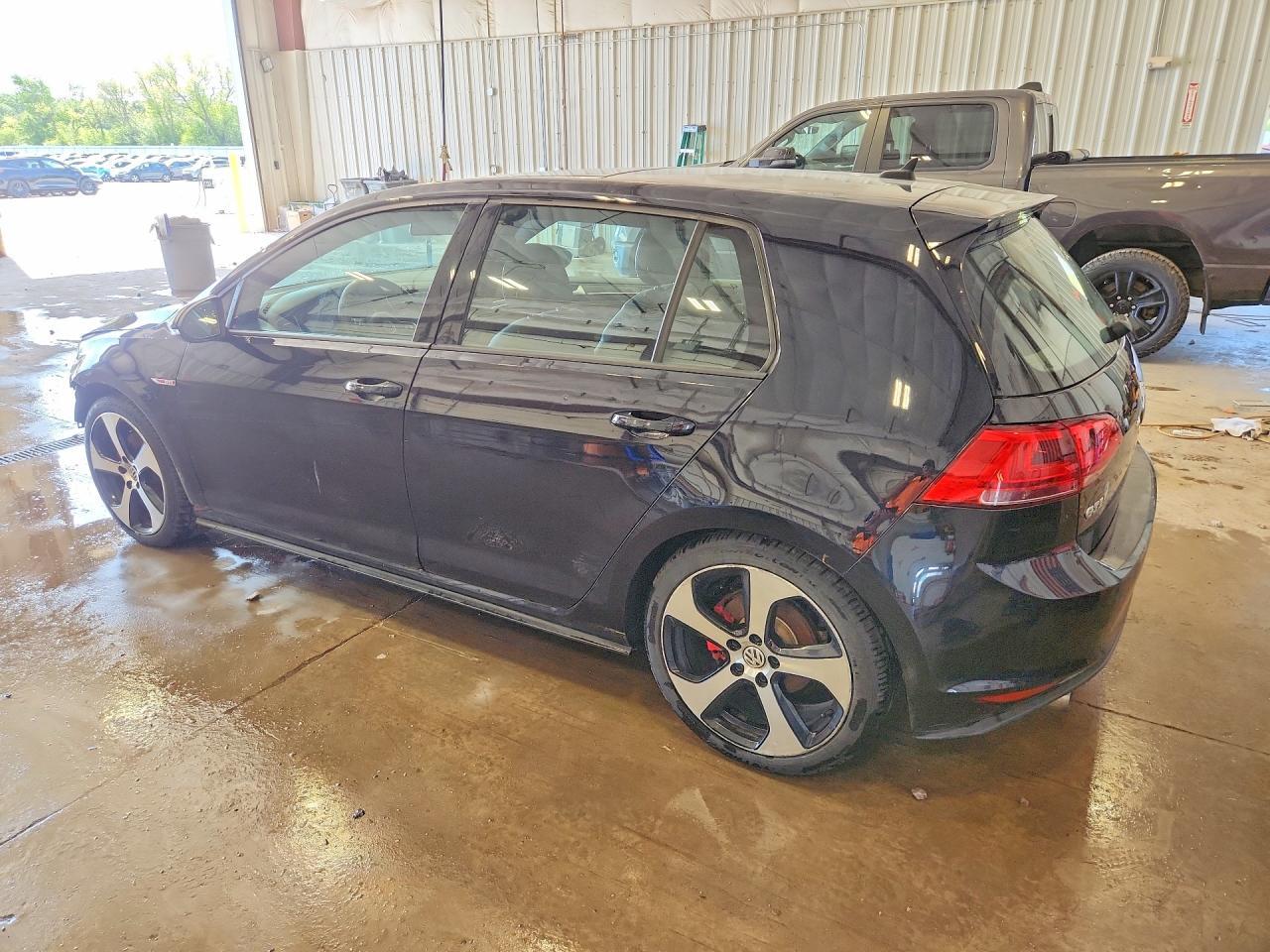 2015 Volkswagen Gti - Фото 2