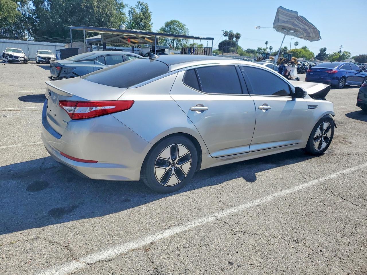 2012 Kia Optima Hybrid - Фото 3