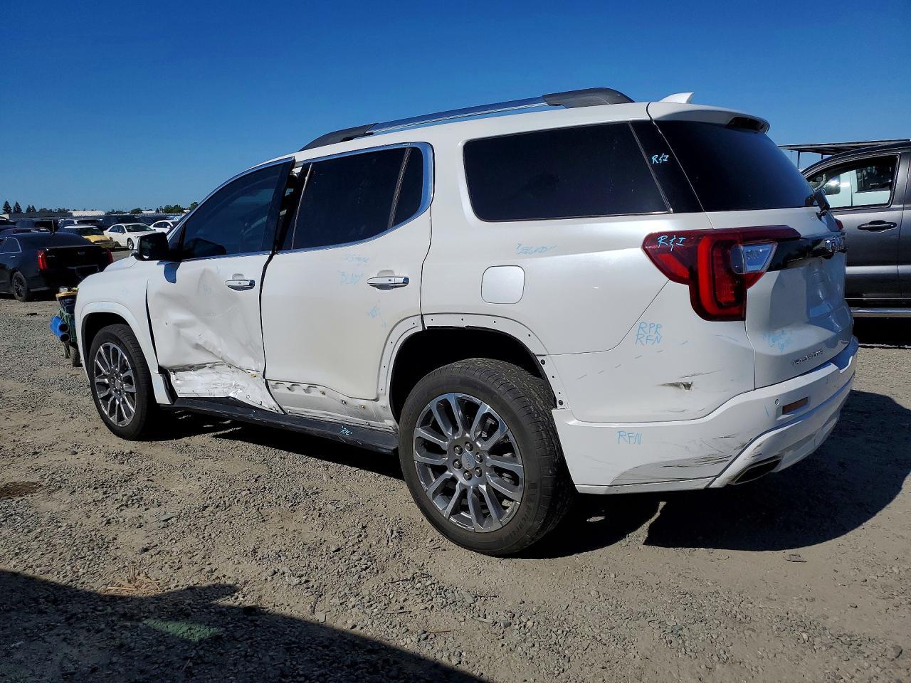 2023 GMC Acadia Denali - Фото 2