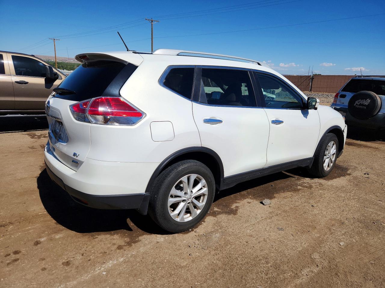 2014 Nissan Rogue Sv - Image 3
