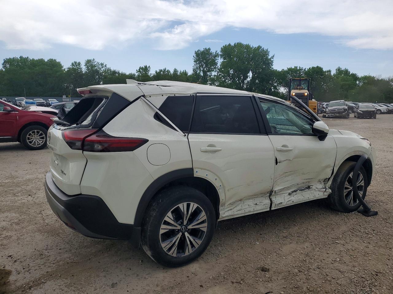 2022 Nissan Rogue Sv - Фото 3