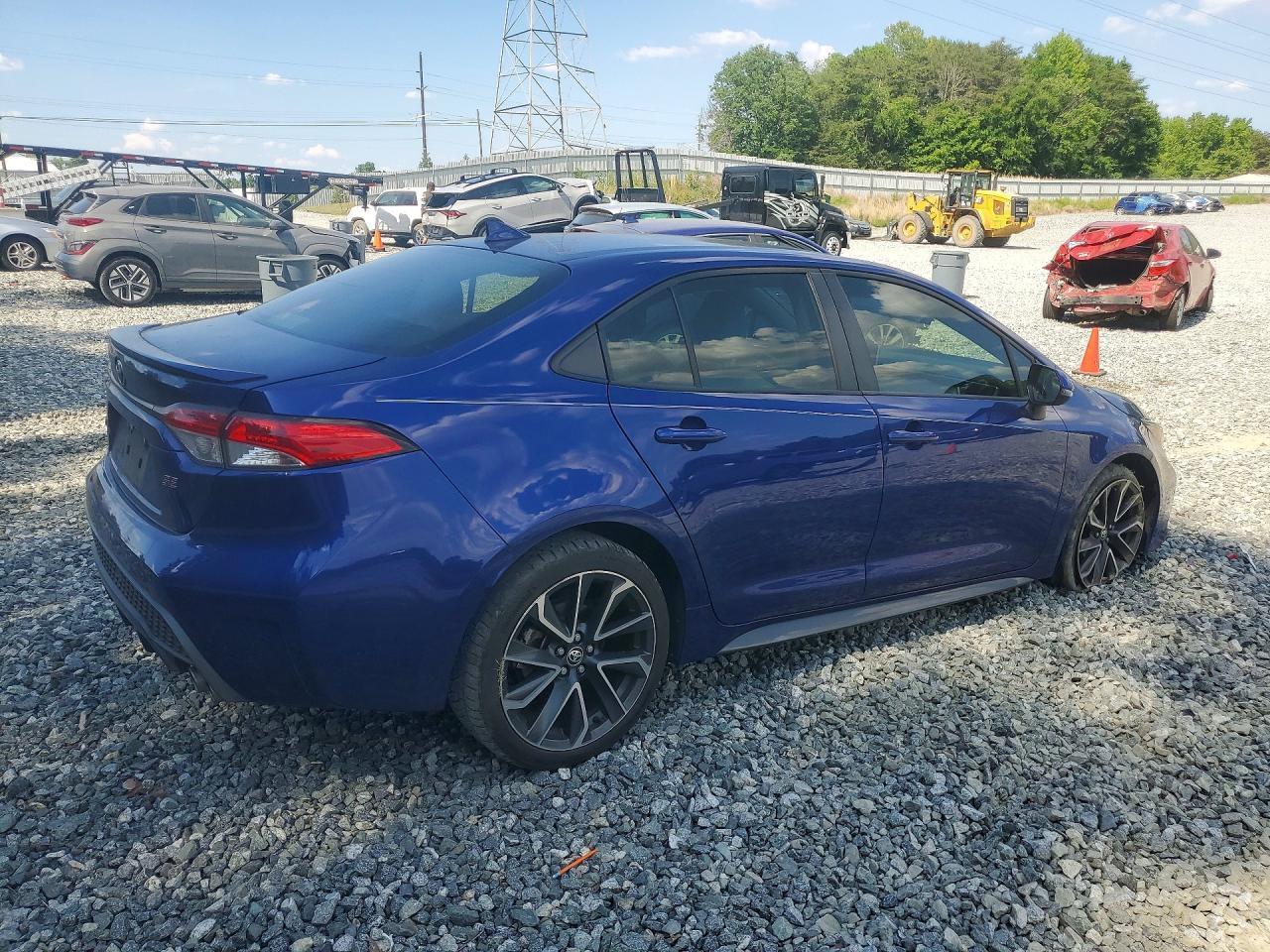 2021 Toyota Corolla Se - Image 3