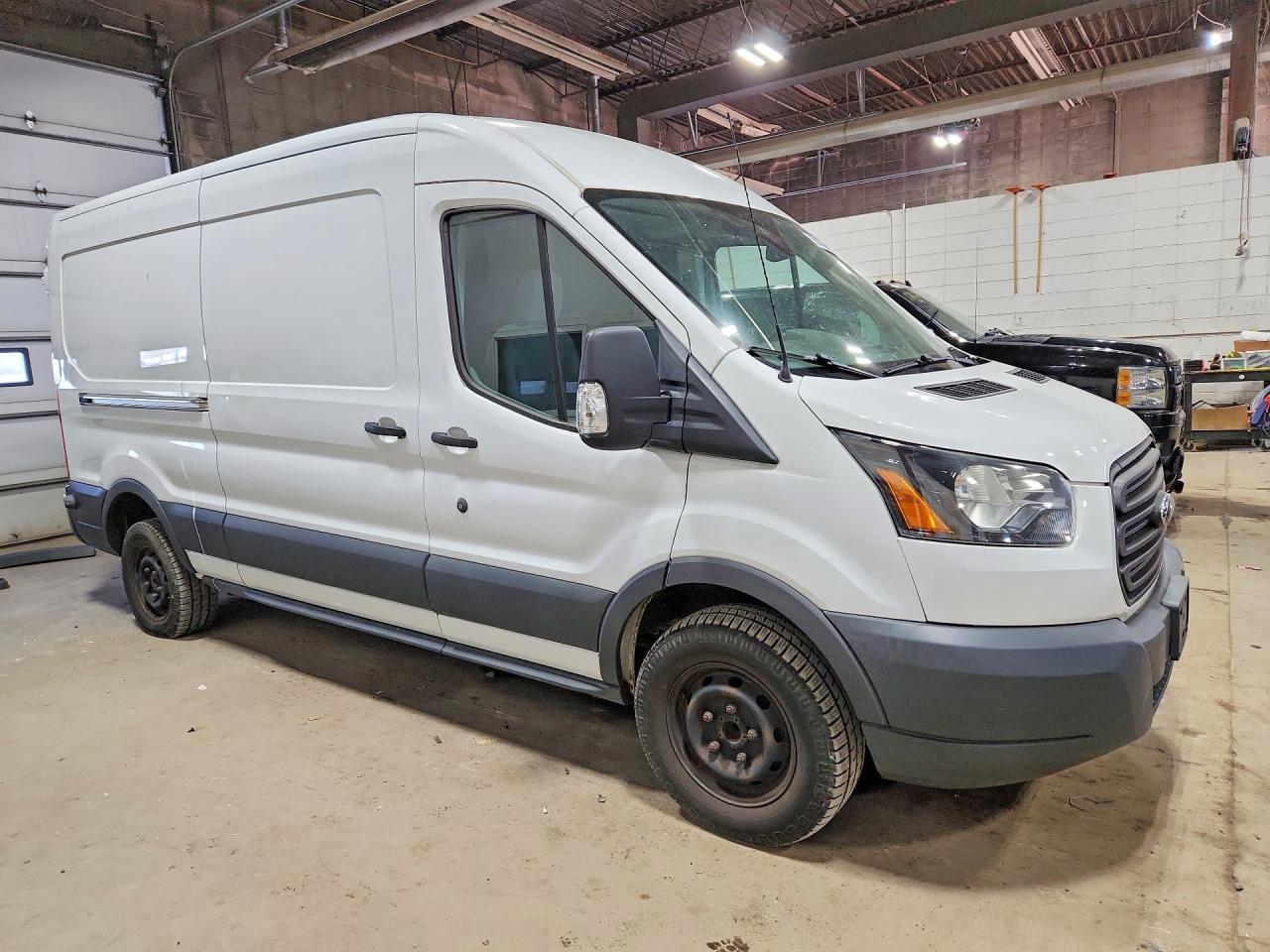 2016 Ford Transit 350 Delivery Van - Фото 4