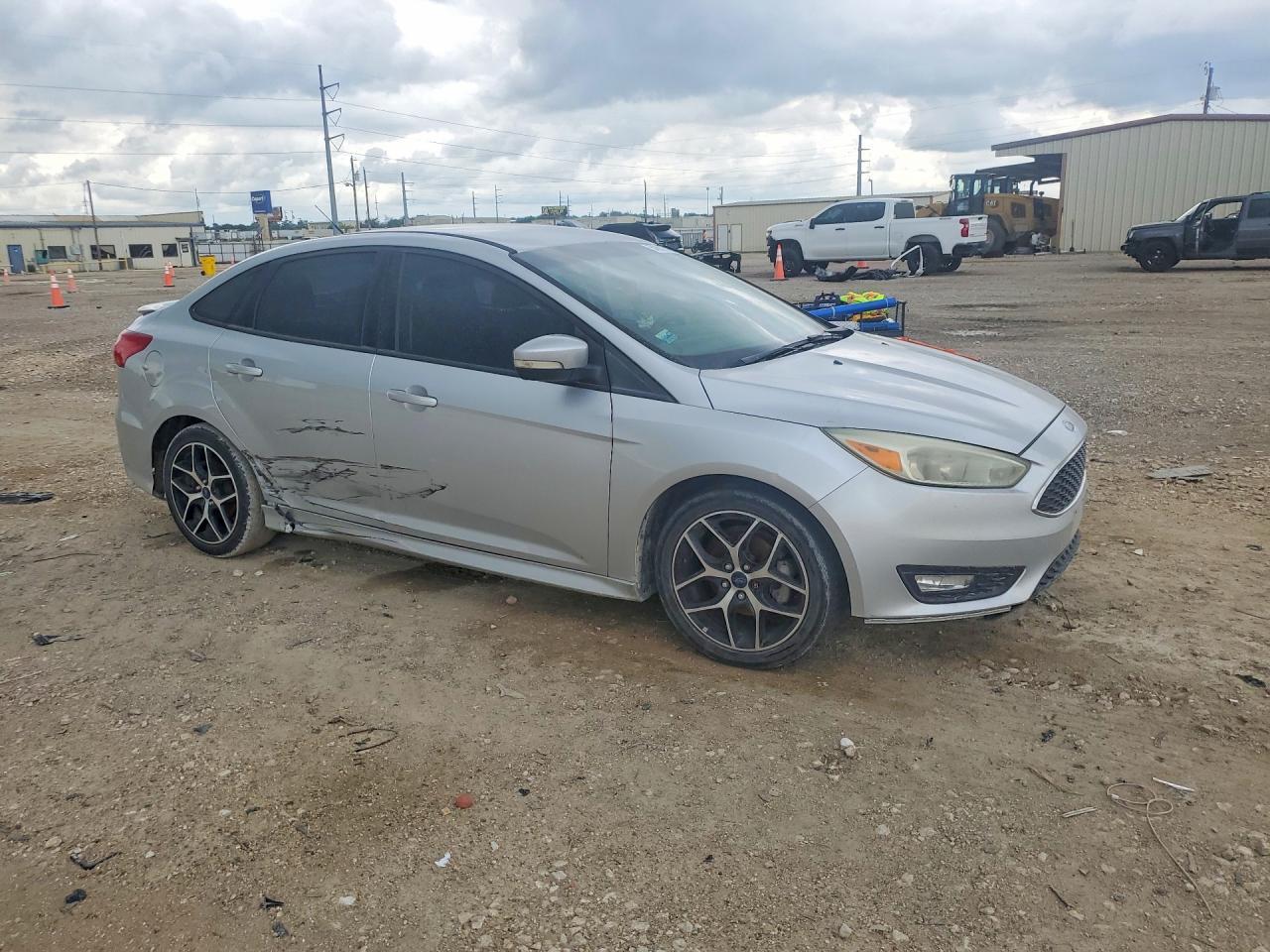 2016 Ford Focus Se - Фото 4