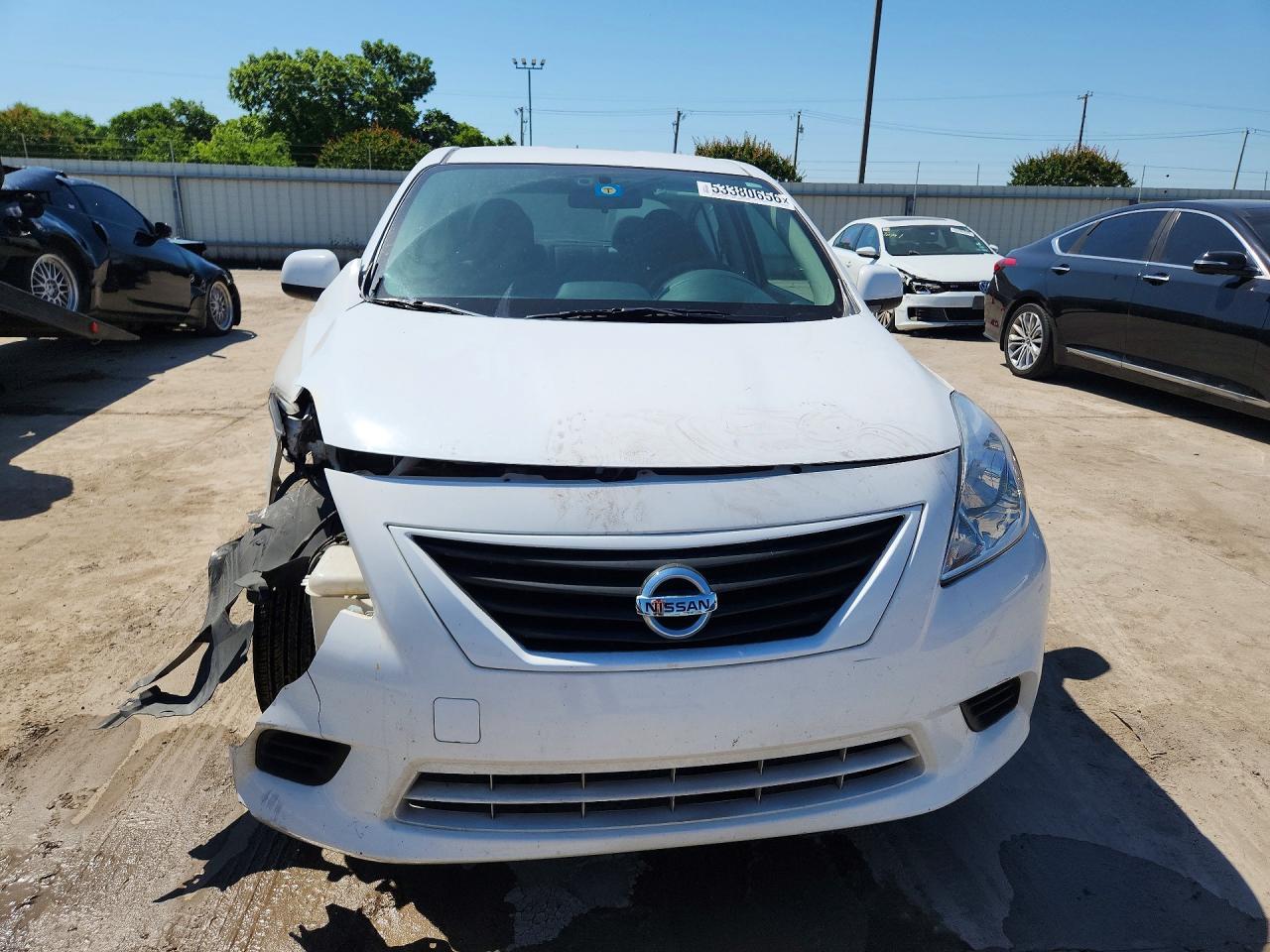 2014 Nissan Versa 1.6 Sv - Image 5