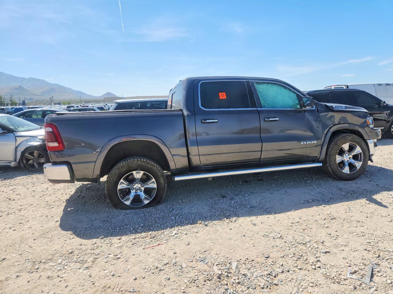 2022 Ram 1500 Laramie - Фото 3
