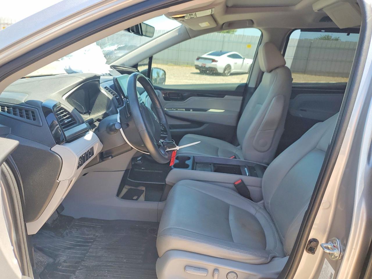 2023 Honda Odyssey Touring - Фото 7