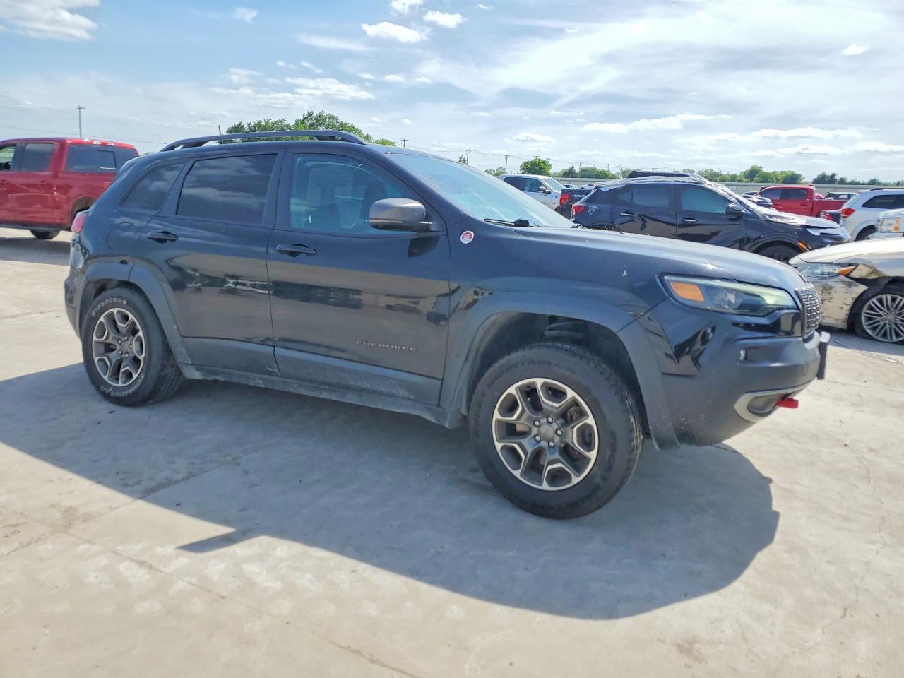 2020 Jeep Cherokee Trailhawk - Image 4