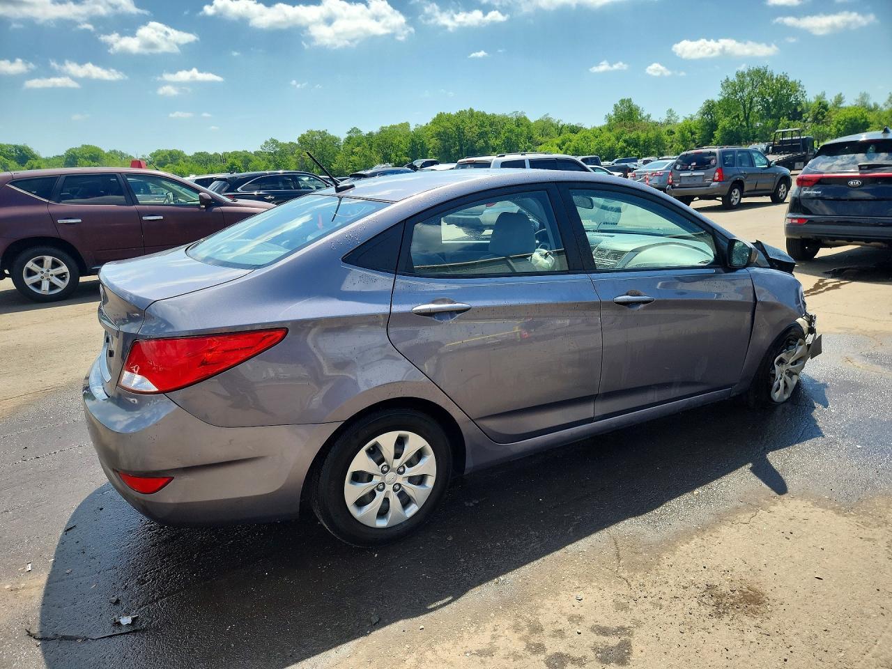 2017 Hyundai Accent Se - Фото 3