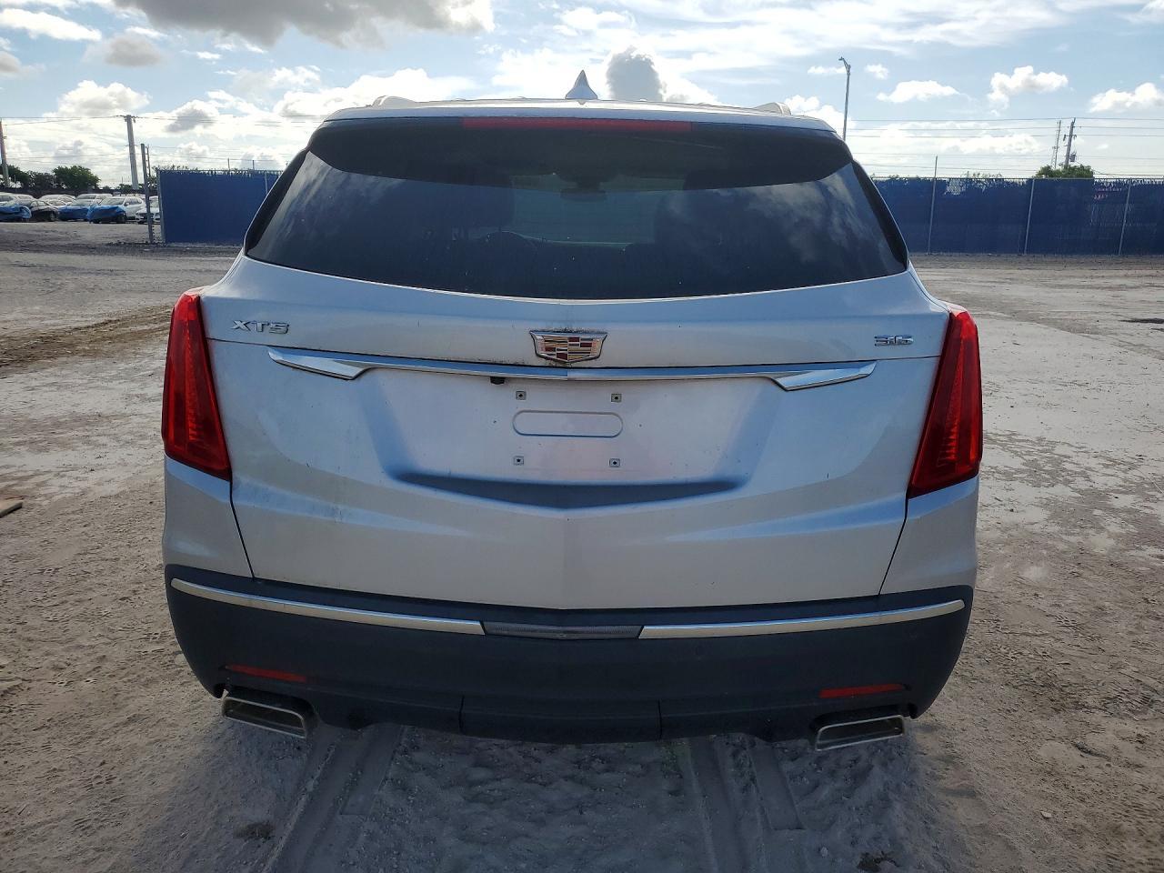 2019 Cadillac Xt5 Luxury - Image 6