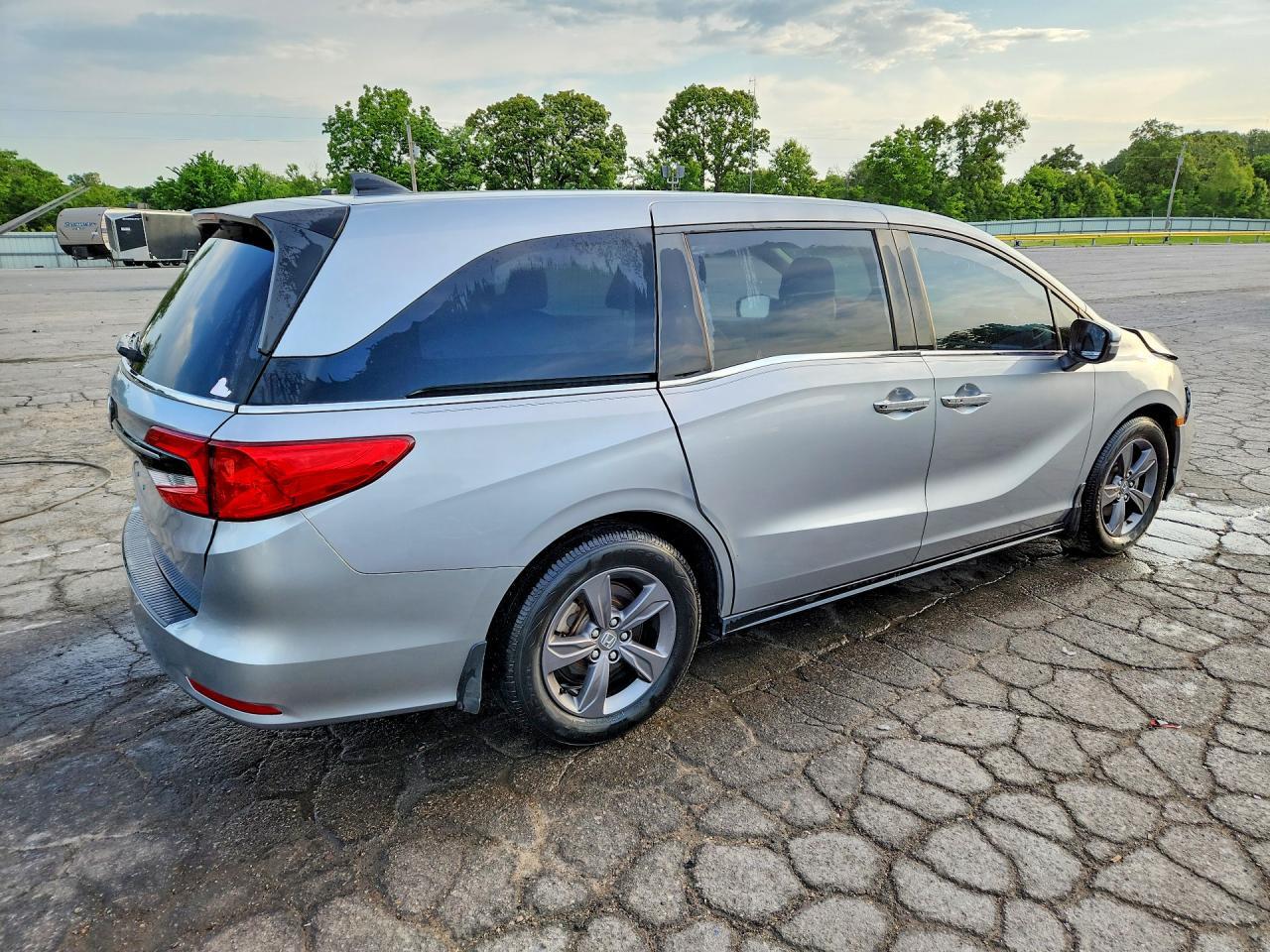2021 Honda Oddessey - Фото 3