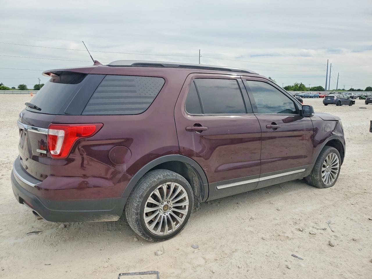 2018 Ford Explorer Xlt - Image 3