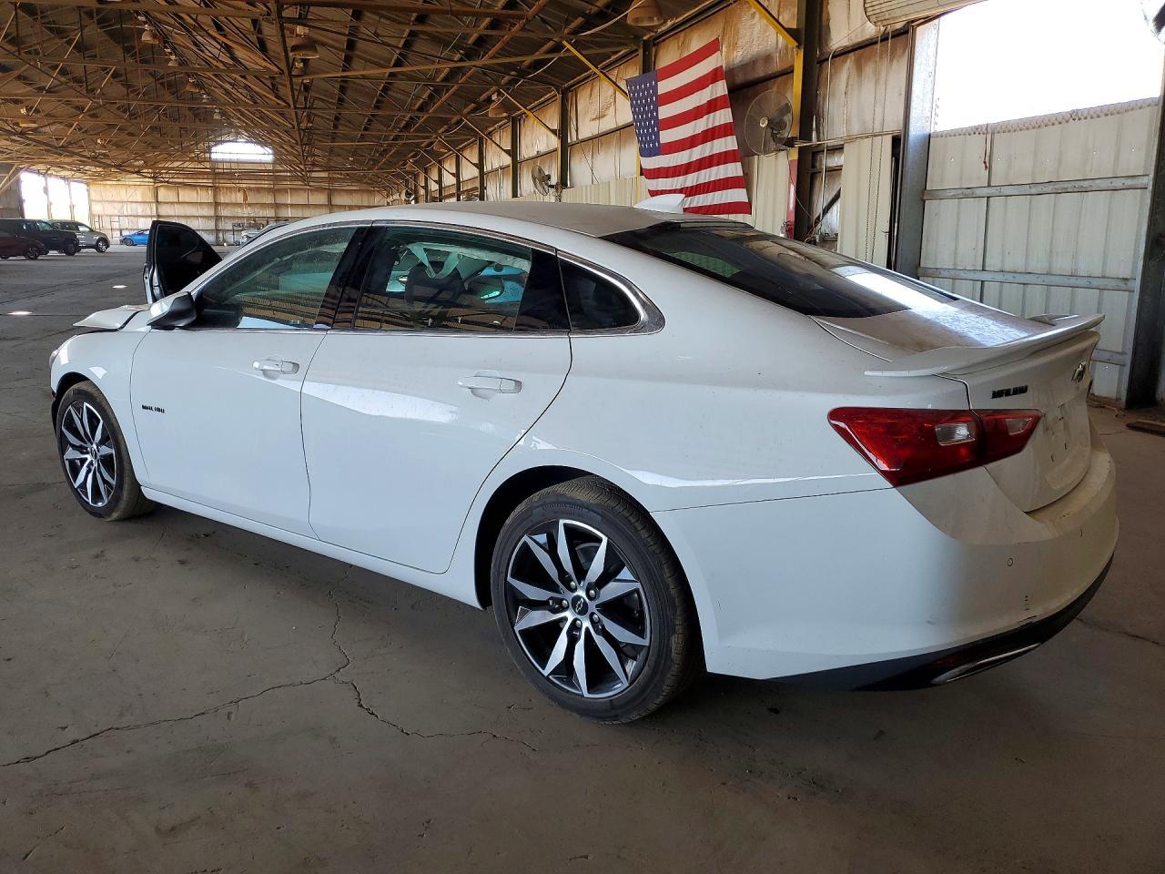 2024 Chevrolet Malibu Rs - Image 2