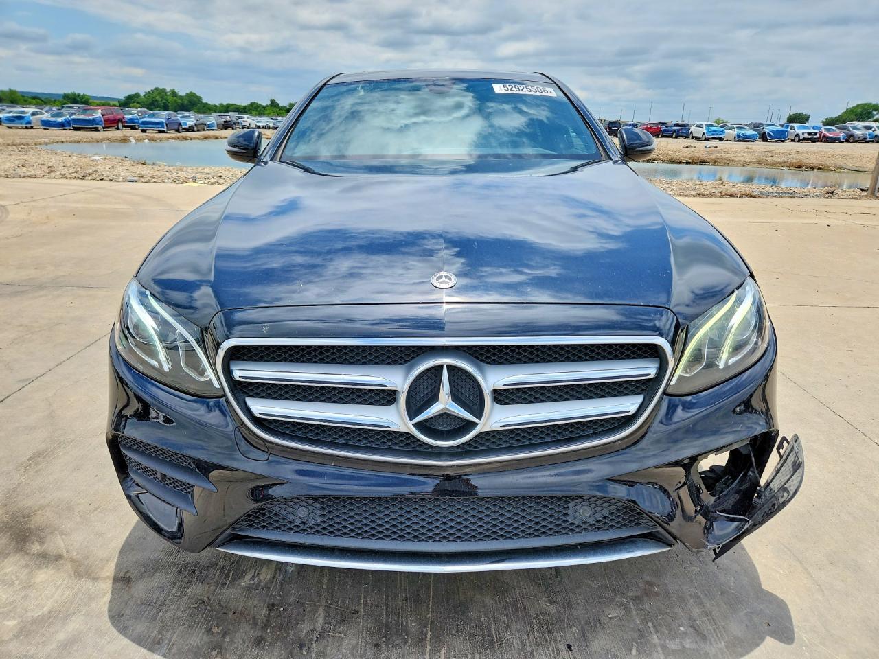 2018 Mercedes-Benz E 300 - Image 5
