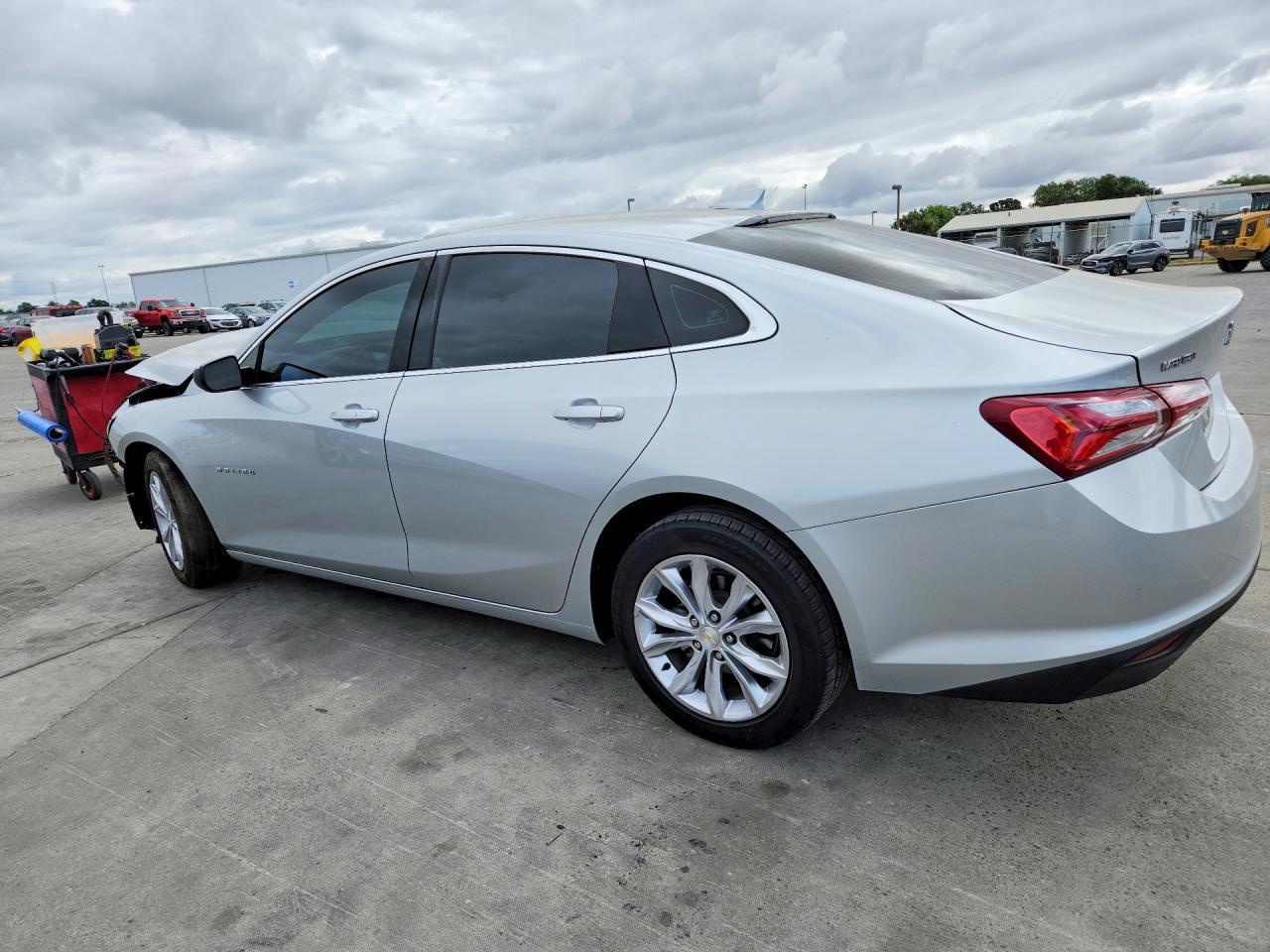 2022 Chevrolet Malibu Lt - Image 2