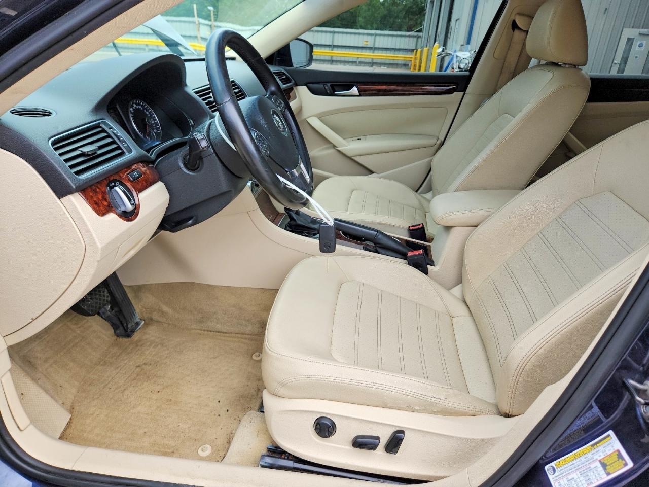 2013 Volkswagen Passat Sel - Фото 7