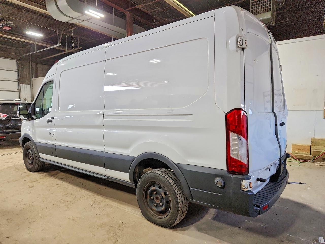 2016 Ford Transit 350 Delivery Van - Фото 2