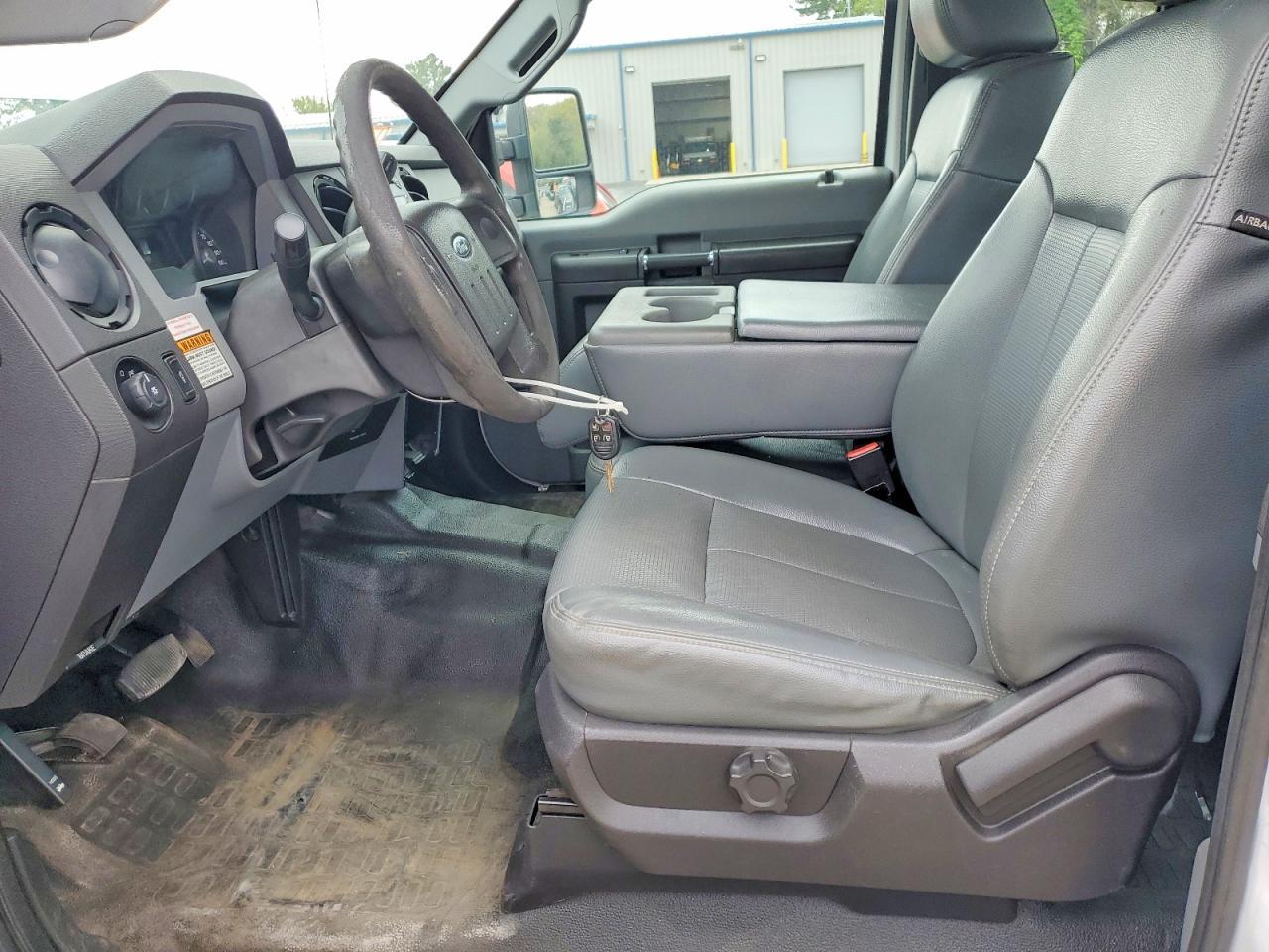 2015 Ford F250 Super Duty - Фото 7