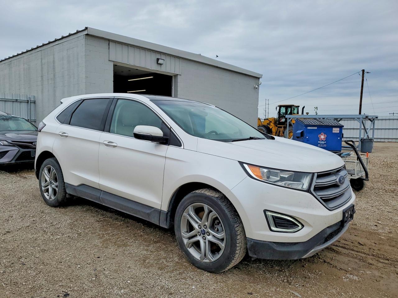 2016 Ford Edge Titanium - Фото 4