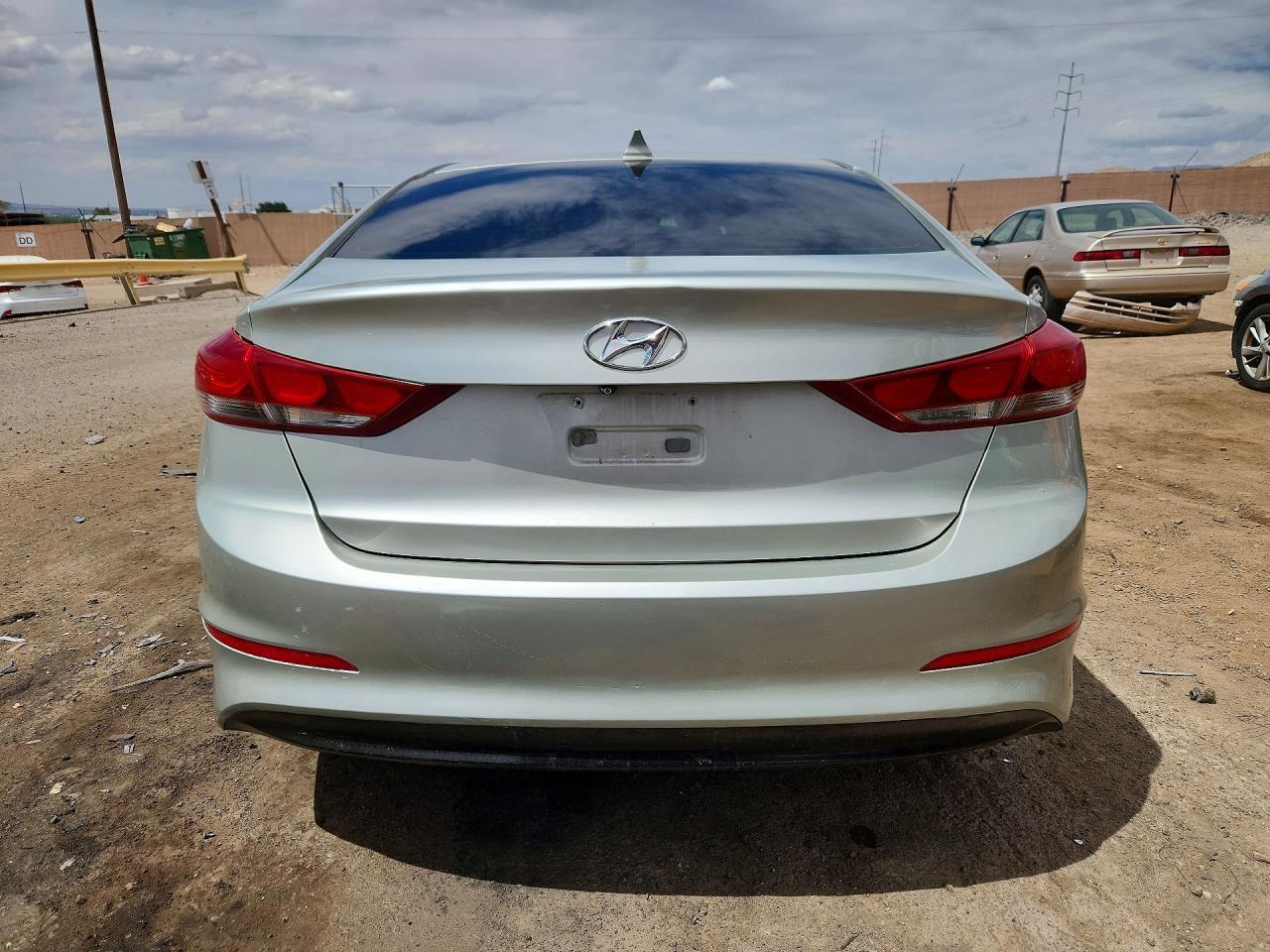 2017 Hyundai Elantra Se - Фото 6