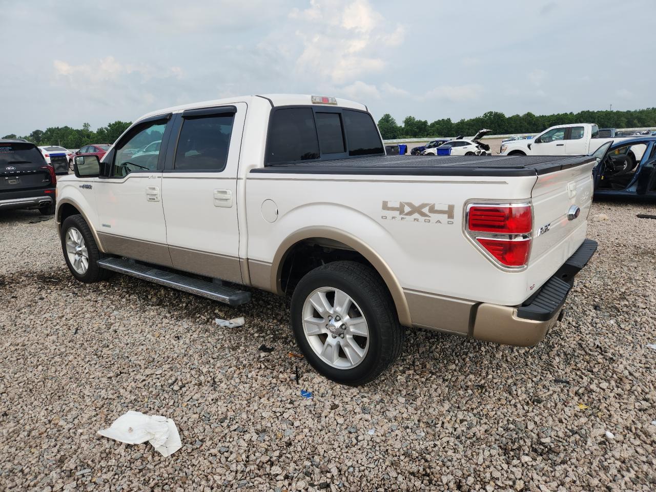 2011 Ford F150 Supercrew - Фото 2