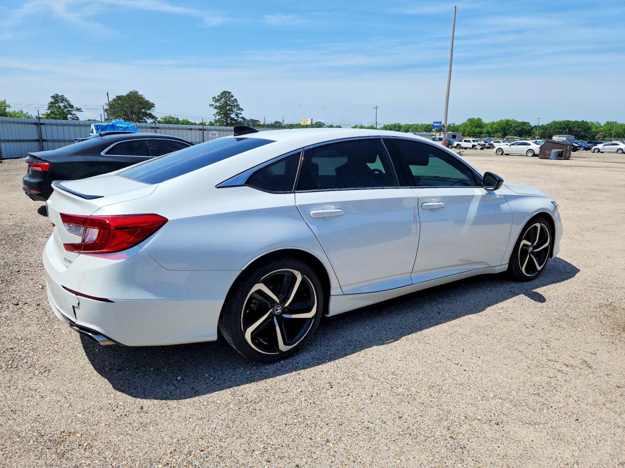 2021 Honda Accord Sport - Фото 3