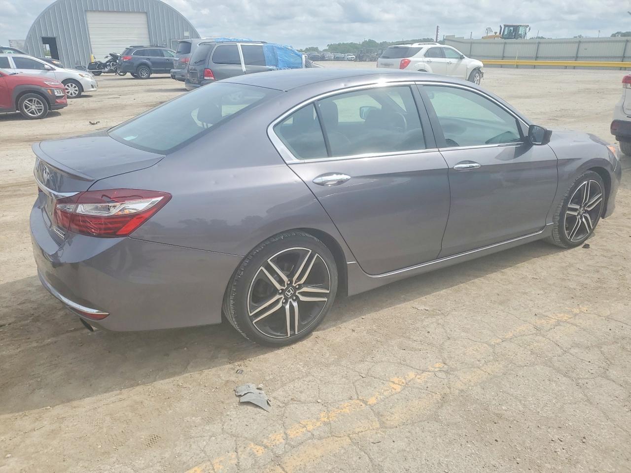 2017 Honda Accord Sport Special Edition - Image 3