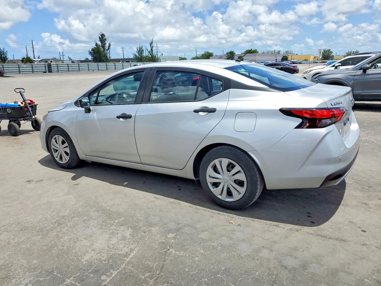 2020 Nissan Versa S - Image 2