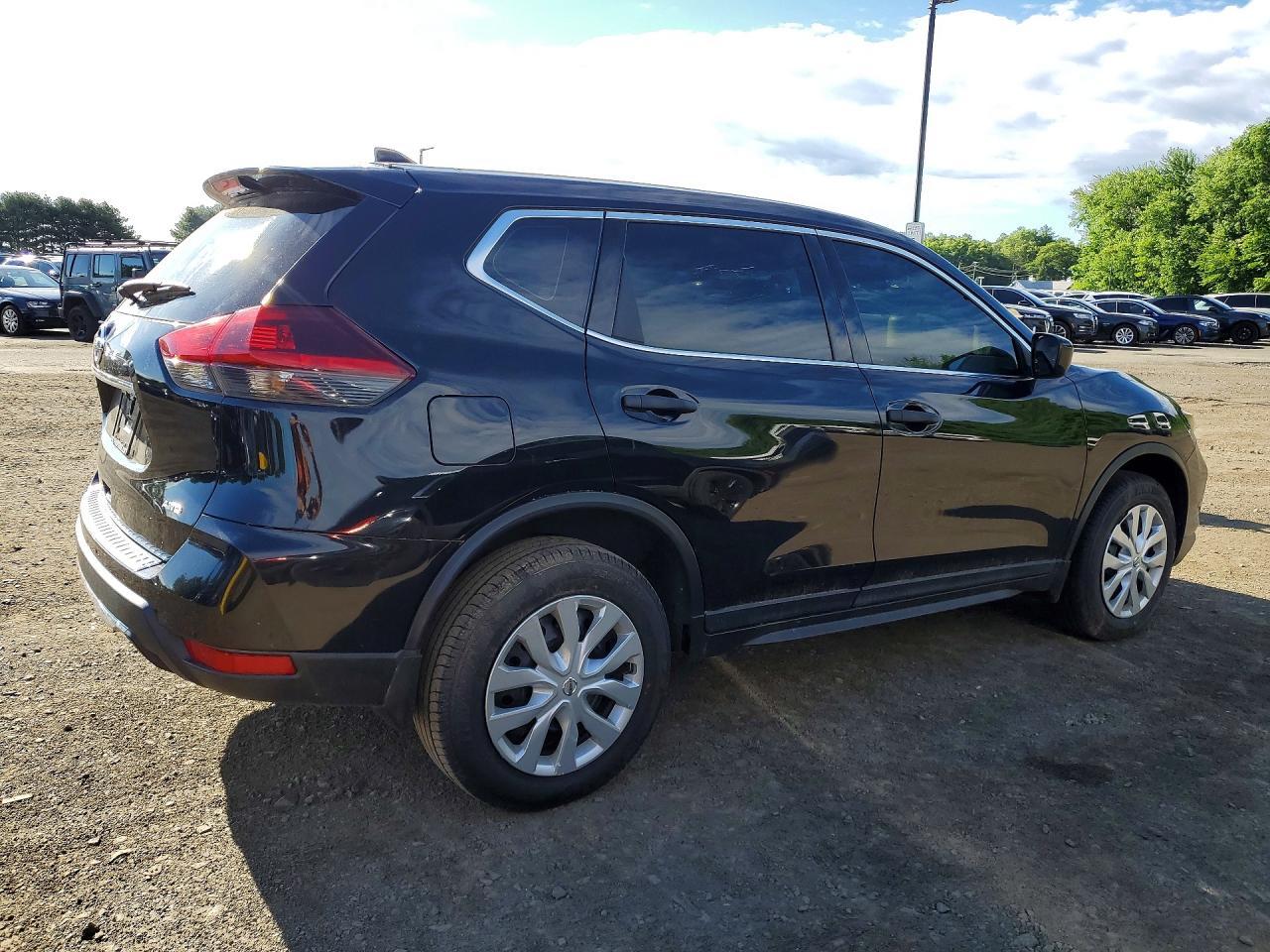 2020 Nissan Rogue S - Фото 3