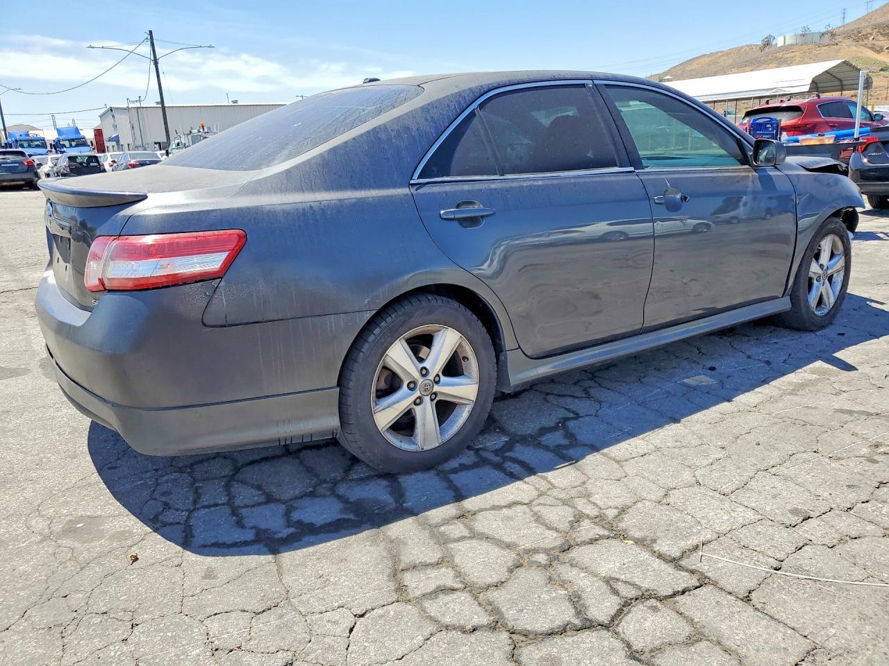 2010 Toyota Camry Se V6 - Фото 3