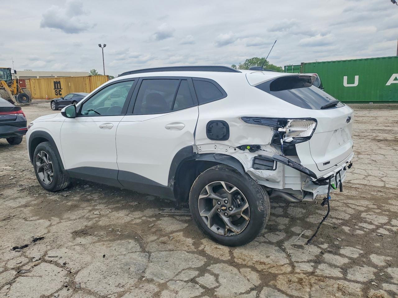 2025 Chevrolet Trax 1Lt - Фото 2