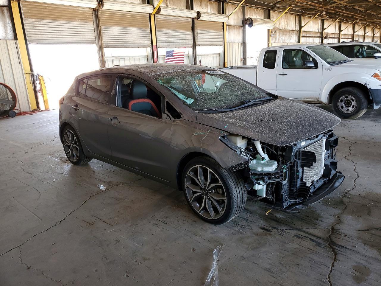 2017 Kia Forte5 Sx - Фото 4