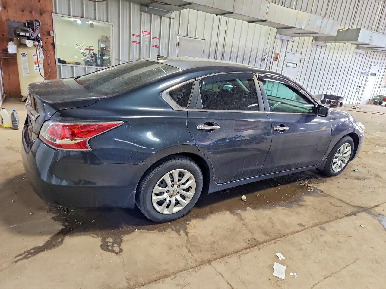 2014 Nissan Altima 2.5 S - Фото 3