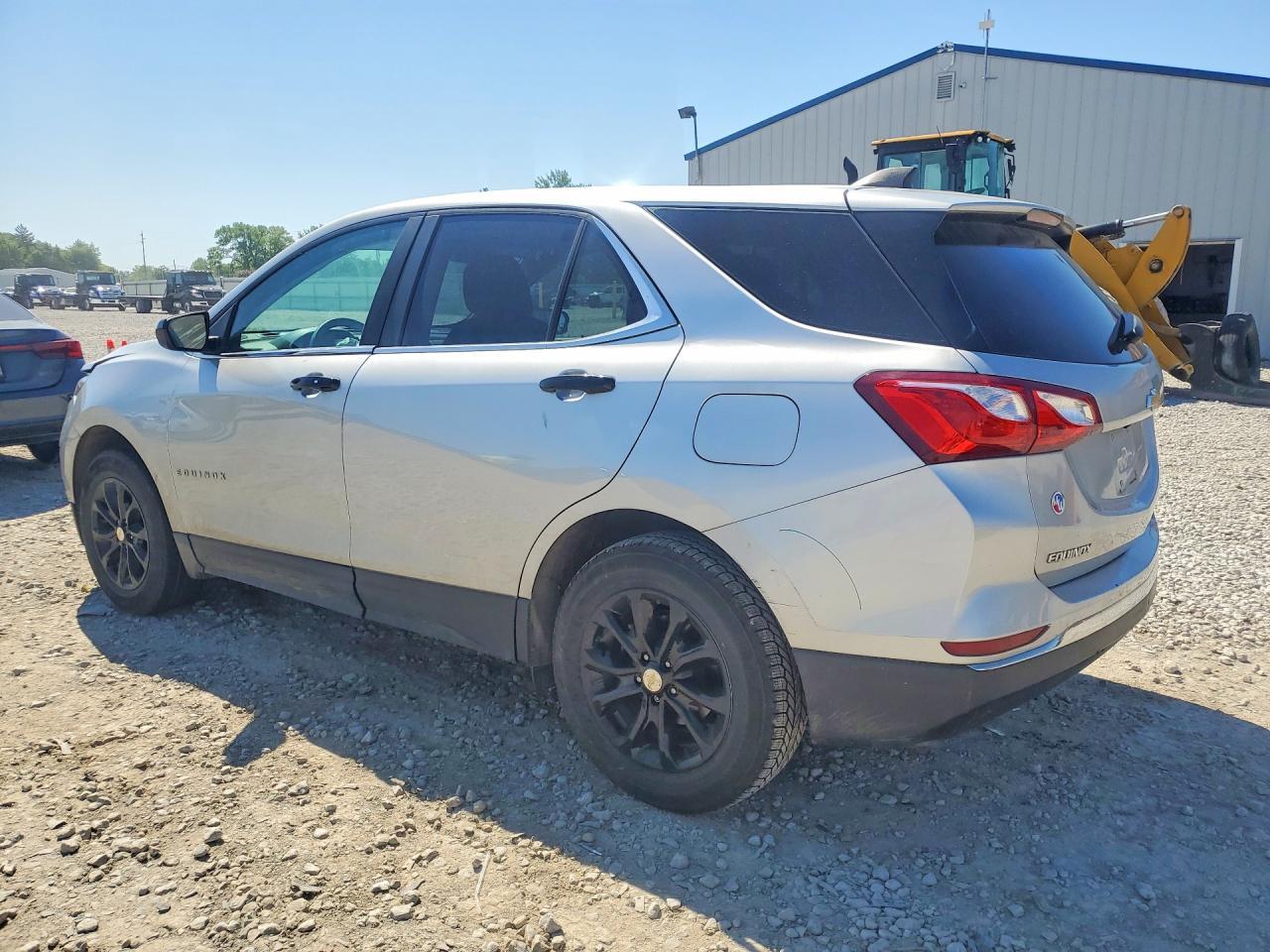 2021 Chevrolet Equinox Lt - Фото 2