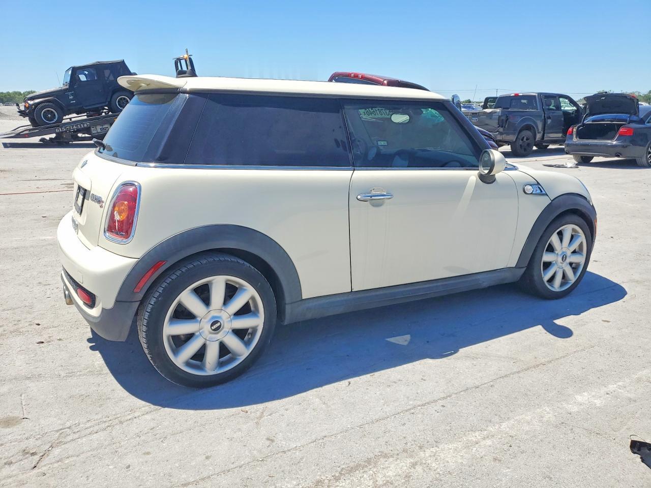 2010 Mini Cooper S - Фото 3