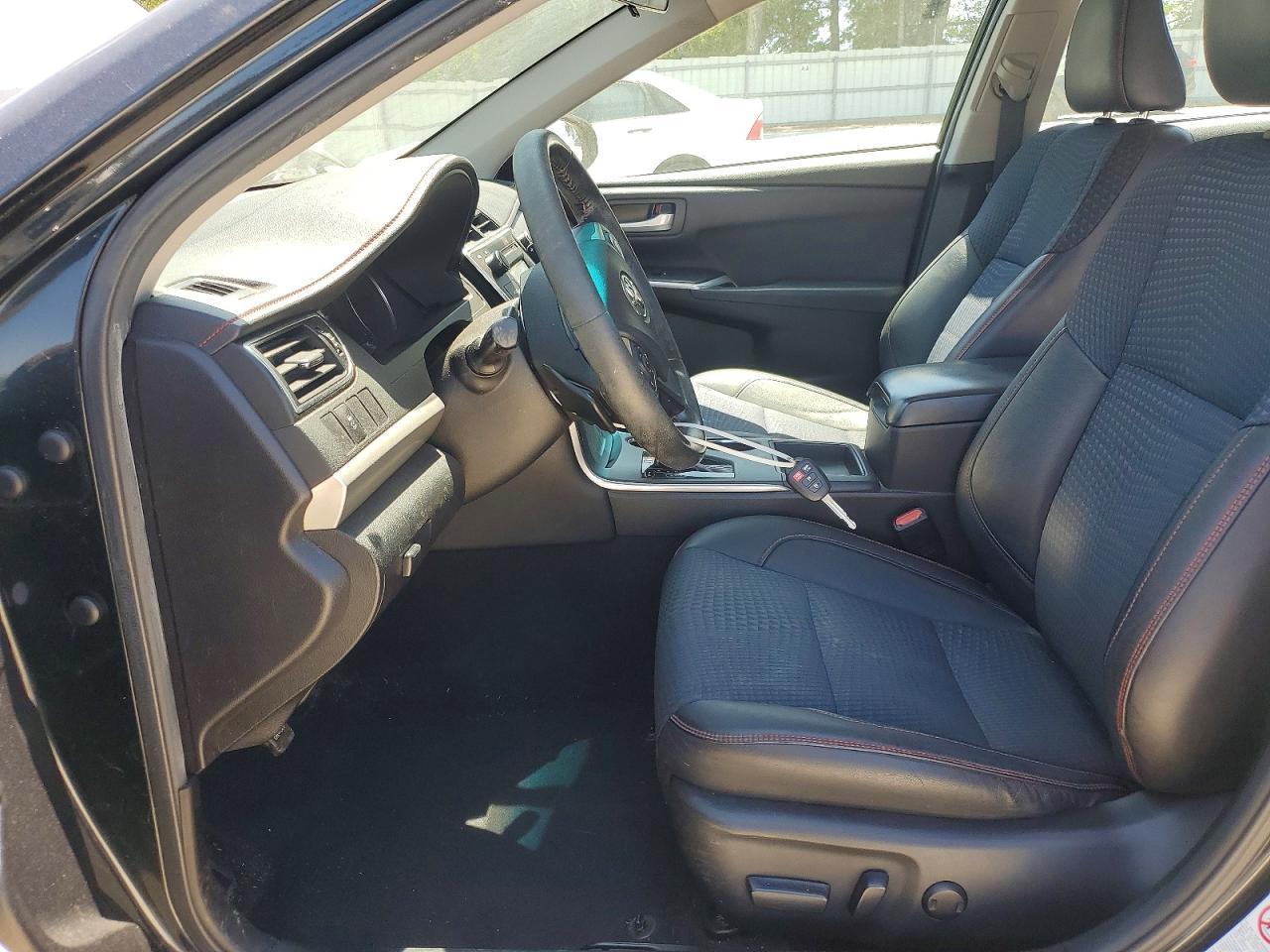2015 Toyota Camry Se - Image 7