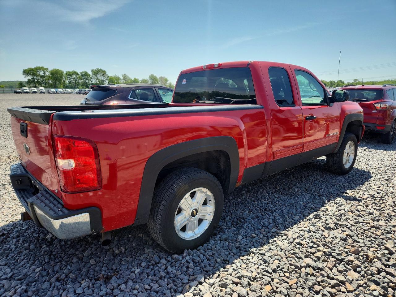 2009 Chevrolet Silverado K1500 Lt - Image 3