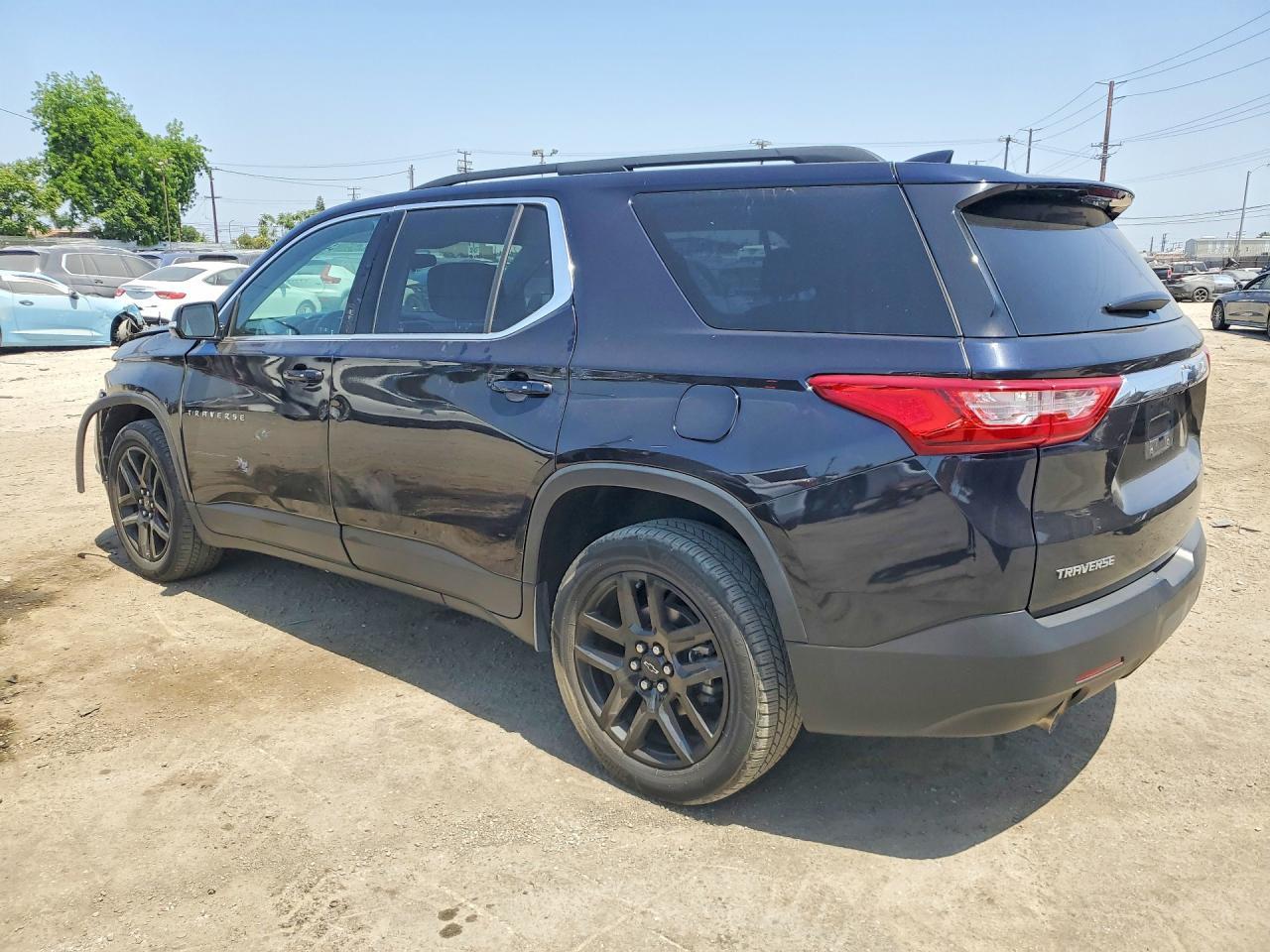 2020 Chevrolet Traverse Lt - Image 2