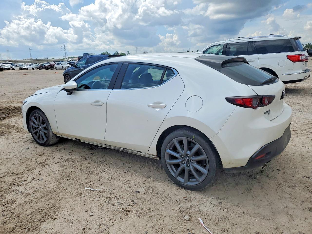 2020 Mazda 3 Preferred - Фото 2