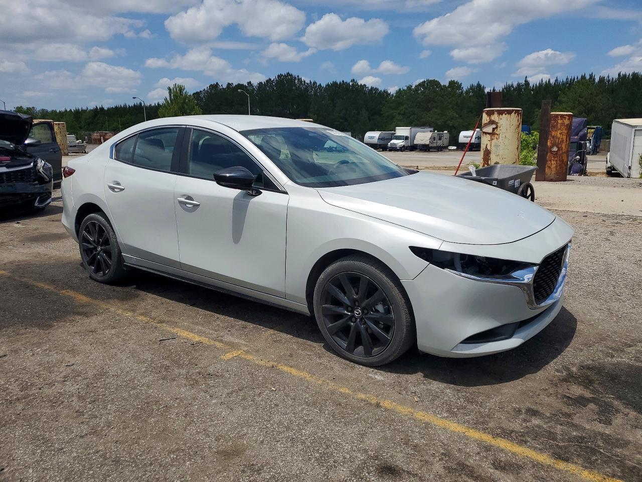 2025 Mazda 3 Select Sport - Image 4