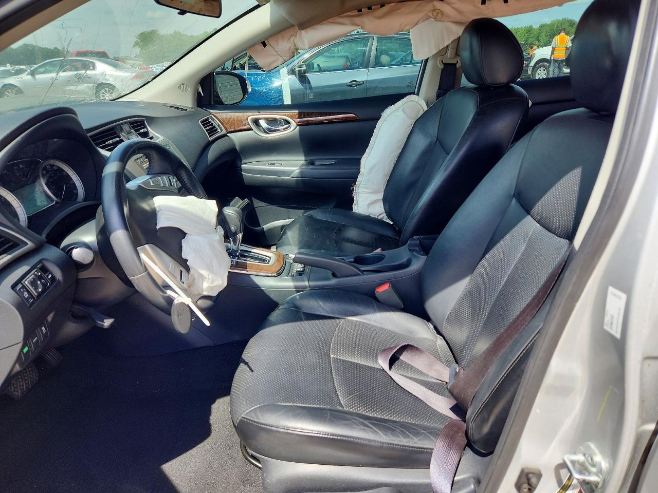 2013 Nissan Sentra S - Фото 7